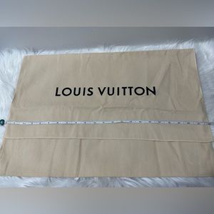 LV dustbag